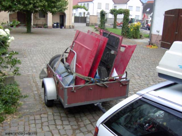 Scheunenfund Kaiserslautern: Auch Teile wollen transportiert werden