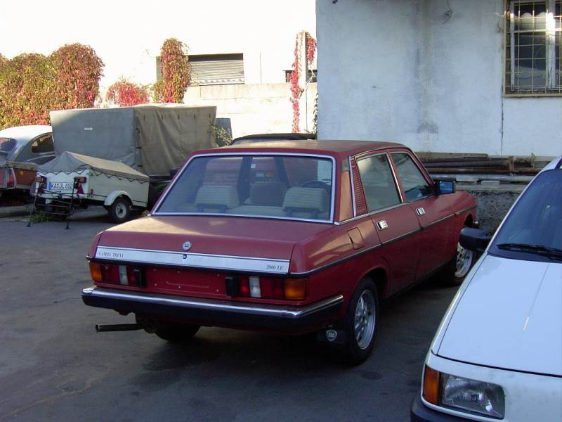 1. Kassler Lancia Beta Auto- und Teile-Flohmarkt